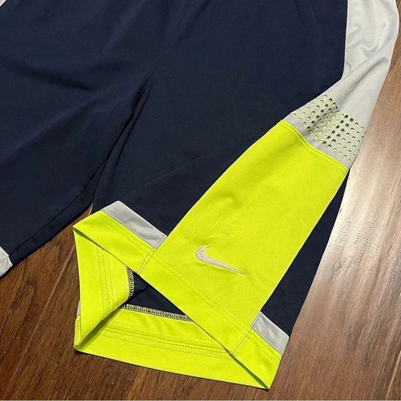 Nike Dri-Fit Color-Block Athletic Shorts - Picture 2 of 9